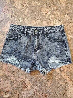🌻 3/$20 Deal!! SHEIN Black Acid-Wash Distressed Denim Cutoff Shorts